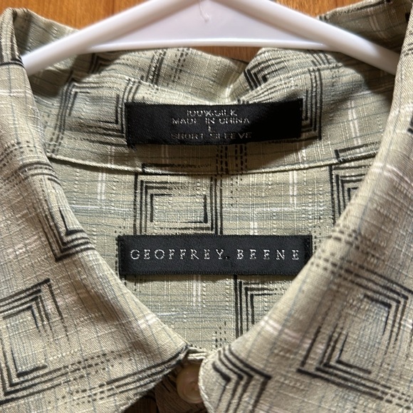 Geoffrey Beene 100% silk shirt size large - Picture 2 of 6